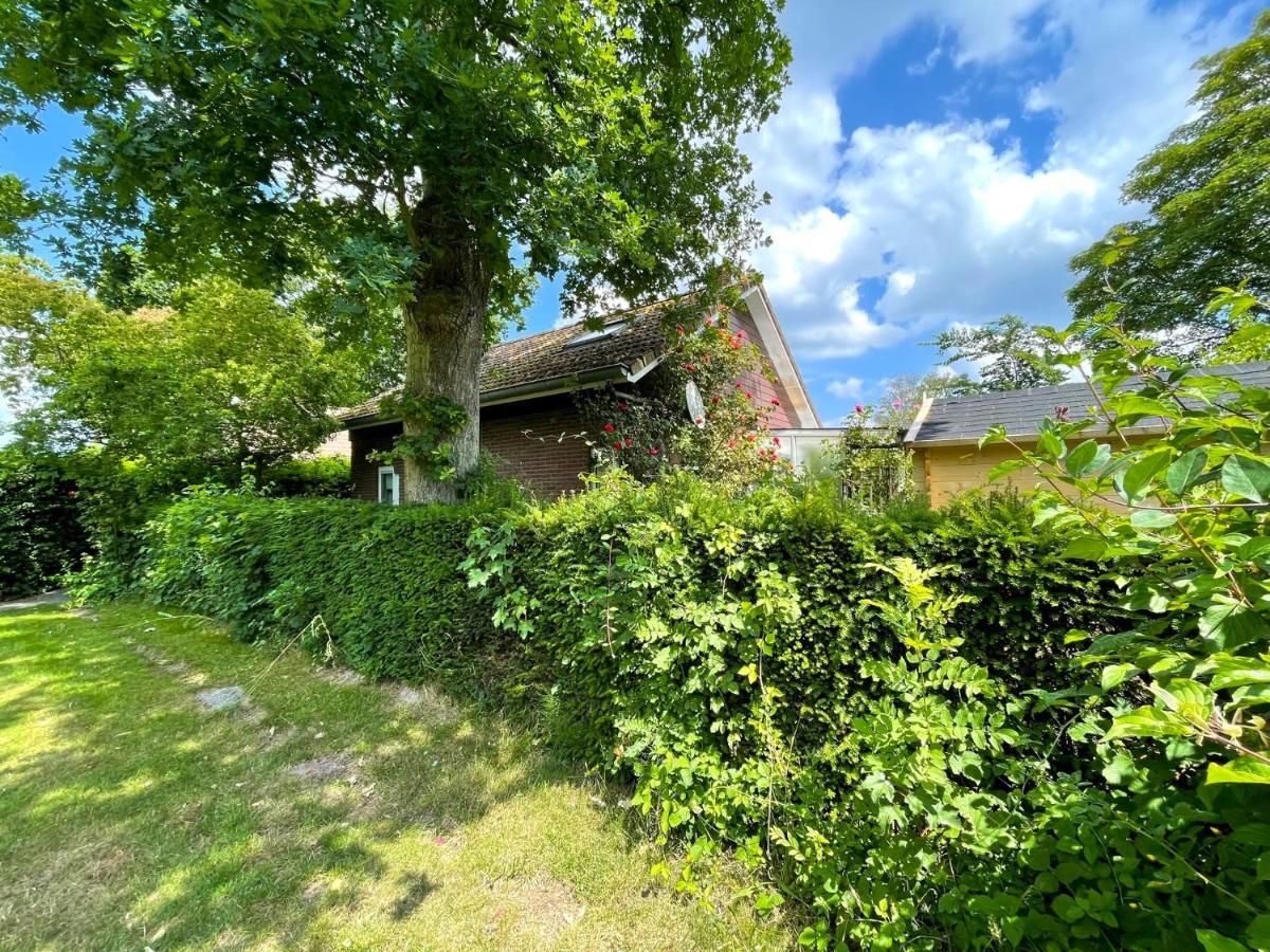 Rustig Gelegen Vakantiebungalow Kortgene Zewnętrze zdjęcie