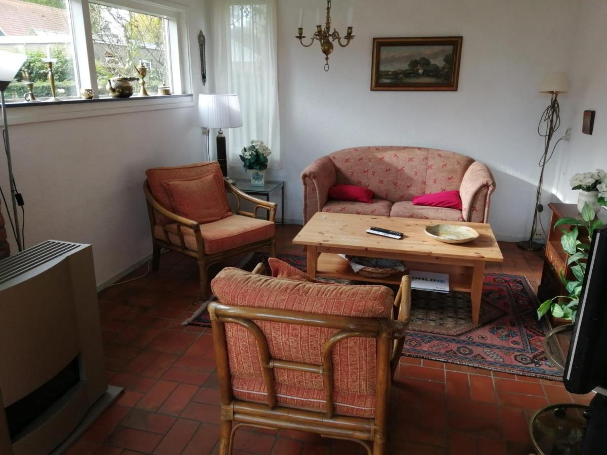 Rustig Gelegen Vakantiebungalow Kortgene Zewnętrze zdjęcie
